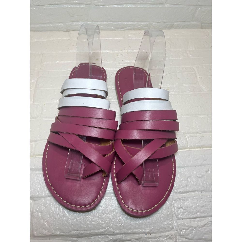 Leather sandals 